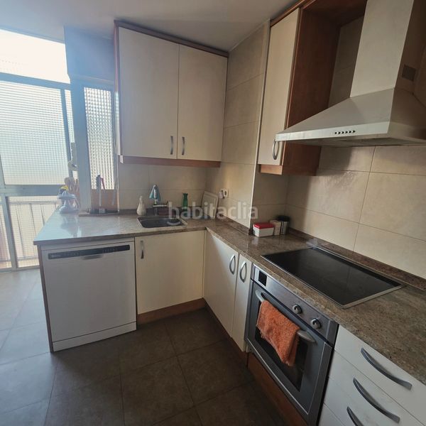 Foto 9b27a077-806c-4d0c-b7d8-a248a9015b23. Penthouse with heating parking in Ventas Madrid