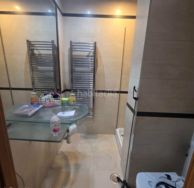 Foto b67bc89f-6d1c-4389-8c39-7363e8ca333e. Penthouse with heating parking in Ventas Madrid