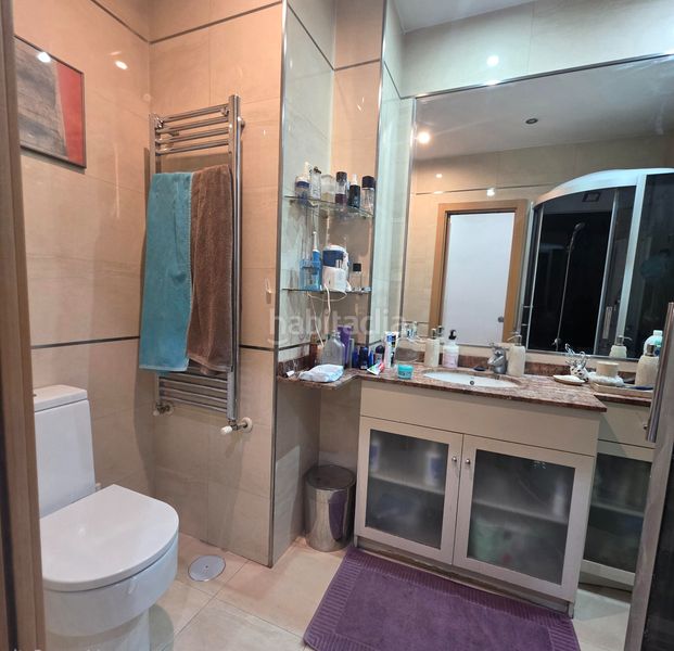 Foto dd17508b-b9c0-4049-8bc2-fb41e1255b1b. Penthouse with heating parking in Ventas Madrid