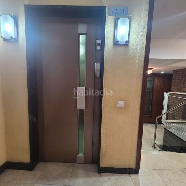 Foto f11b75ab-40b3-4c5d-980a-05c3adc44e49. Penthouse with heating parking in Ventas Madrid