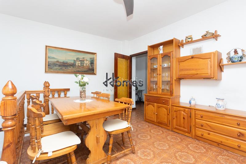 Foto 065fe4af-dfd7-4728-862a-e9672028d8d7. Xalet amb xemeneia calefacció aparcament piscina a Santa Cruz del Retamar