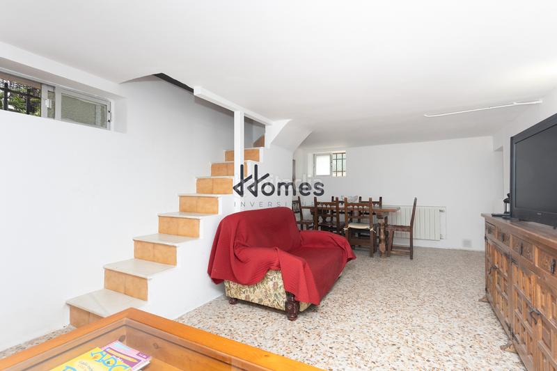 Foto 26f8a02f-d378-40ca-b656-38439318b4d7. Xalet amb xemeneia calefacció aparcament piscina a Santa Cruz del Retamar