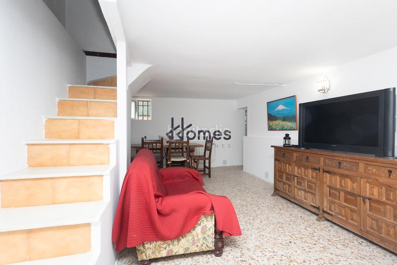 Foto 2dbc20c1-30d3-4a5d-b321-3c066928a387. Xalet amb xemeneia calefacció aparcament piscina a Santa Cruz del Retamar