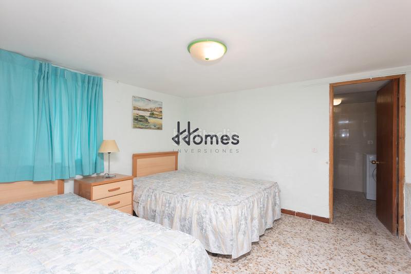 Foto bc088874-6439-4af5-a26a-6a23aafccf14. Xalet amb xemeneia calefacció aparcament piscina a Santa Cruz del Retamar