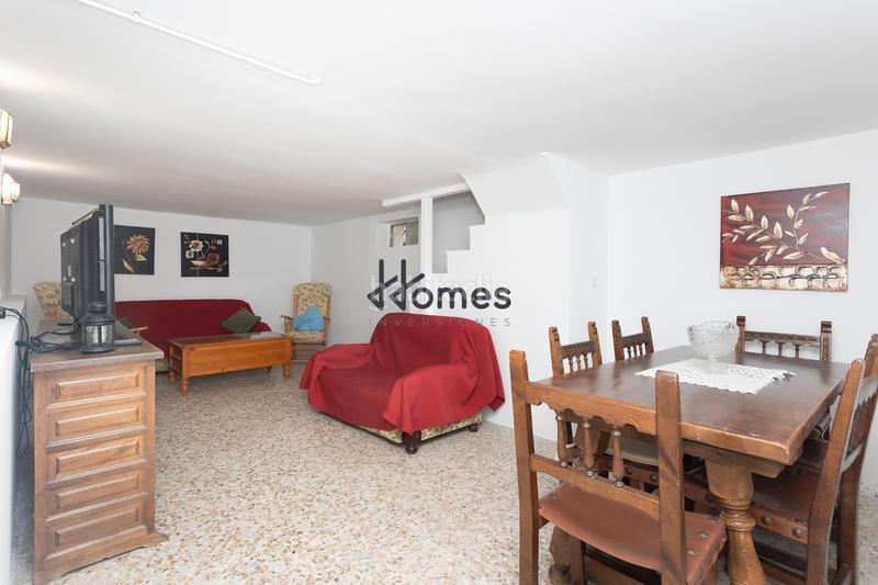 Foto d5c71479-53a0-440e-a8a7-d0ec90f09208. Xalet amb xemeneia calefacció aparcament piscina a Santa Cruz del Retamar