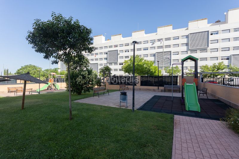 Foto 5d82ab8d-73fb-4dac-8967-5484b7c29bb9. Pis amb calefacció aparcament piscina a Sur - PAU 4 Móstoles