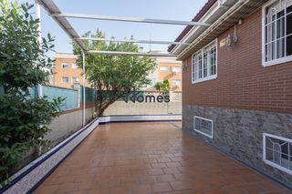 Maison jumelée  Calle óscar arias