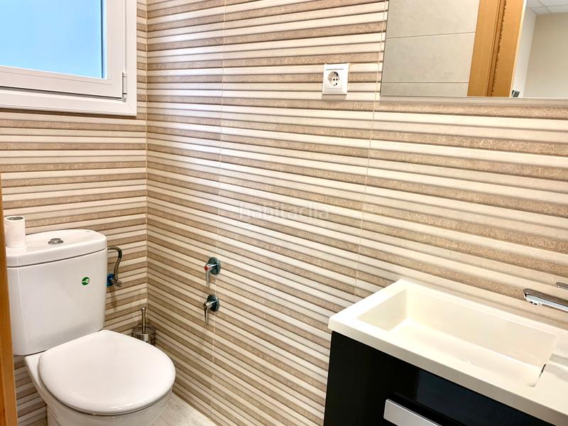 Foto 04c64309-61fe-49ad-8cfd-d527206c3855. Capannone industriale in Las Castañeras - Bulevar Arroyomolinos