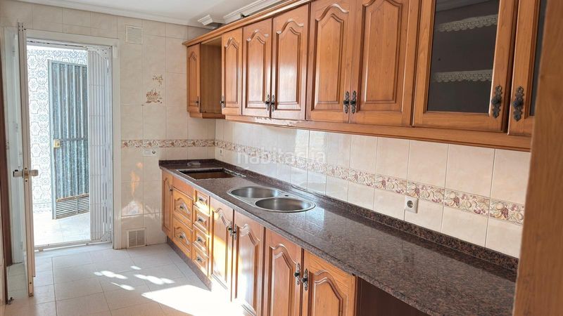 Foto 03720a73-29c1-4ba9-944b-38ed29e224a3. Casa adossada amb aparcament a Centro Mijas
