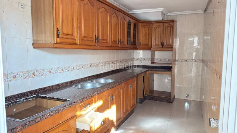 Foto 2da73224-9c1d-4fb8-a660-2e182d725eed. Casa adossada amb aparcament a Centro Mijas