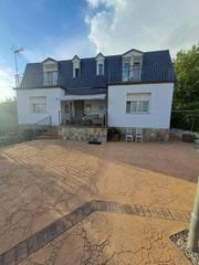 Casa a Viso de San Juan (El). Exclusivo chalet en venta