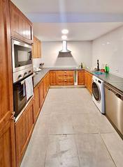 Haus in Méntrida. Acogedor chalet con gran parcela en venta