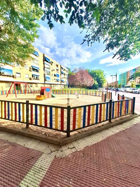 Foto 0e43b01f-d9b6-4a8c-bcaa-fa9b79fc5470. Pis amb calefacció a Reyes Parla