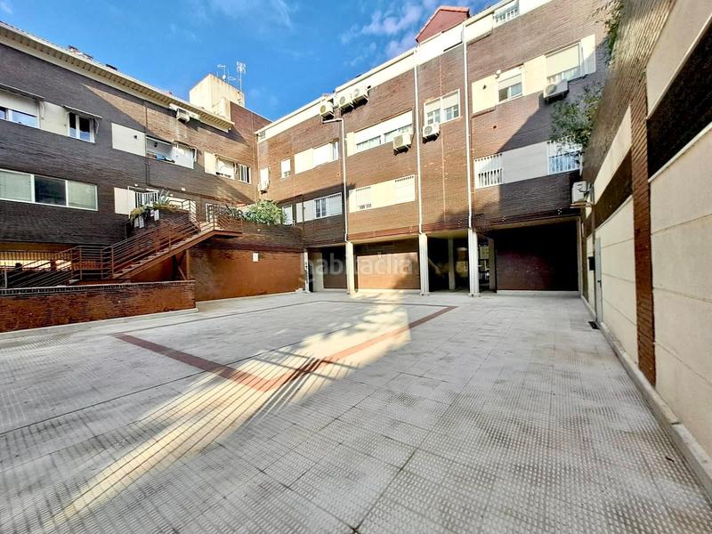 Foto 41aa3cb4-0d86-4e4f-bb74-9884d44b2d37. Pis amb calefacció a Reyes Parla