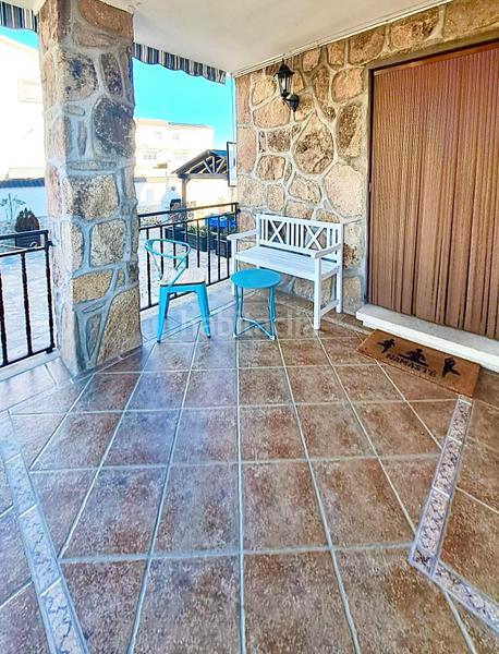 Foto 91af3a6a-a18a-46ba-8754-523e686a2ec4. Casa con riscaldamento parcheggio piscina in Villamanta