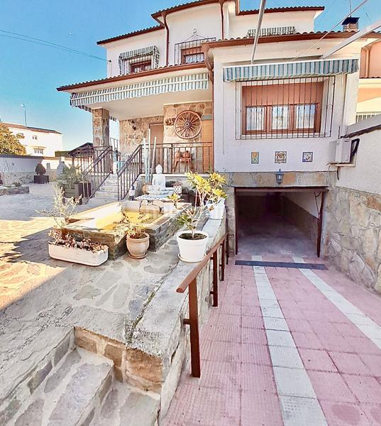 Foto cb229497-0654-4a42-94ad-d86790a06cfc. Casa con riscaldamento parcheggio piscina in Villamanta