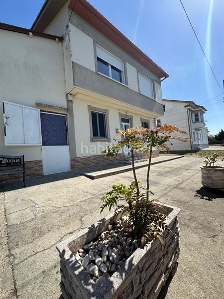 Foto 860b6f1d-1a2c-4137-bb65-60d5af9c6ae3. Casa amb calefacció aparcament a Sedes - Pedroso - Doso Narón