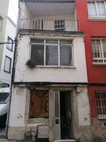 Foto c2d724f0-6f45-44e3-87bd-7a63f4a737d4. Casa adossada a Cedeira