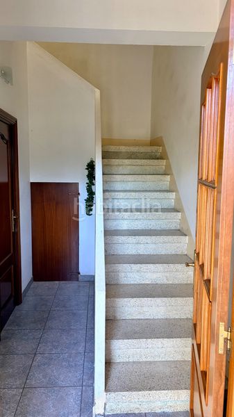 Foto 21759f58-cc33-42d8-a7dd-b39c05a72e85. Edifici a Piñeiros - Freixeiro Narón