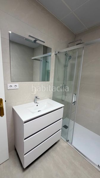 Foto cde047cd-89f1-49e1-8b8e-06567ba5684d. Lloguer pis a Centro Ferrol