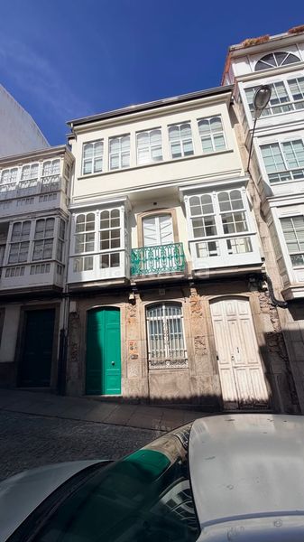 Foto a845b6b7-0f03-4c12-888a-f272c31b492d. Alquiler piso en n/a 58 en Centro Ferrol
