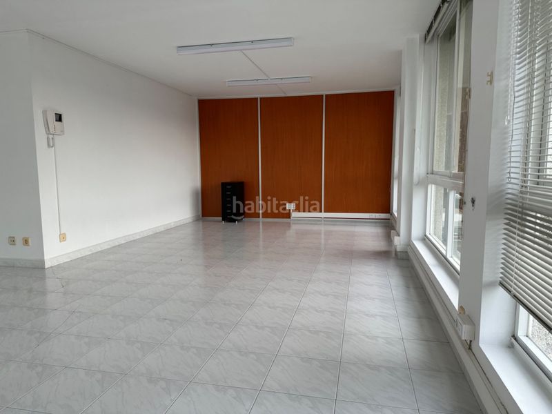 Foto 5ebcf938-0d23-4e71-be03-a43e2c740489. Local comercial a Fene