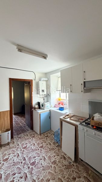 Foto 8f5be75f-f9d0-4189-9c83-65c05efd01af. Casa adossada a Mugardos