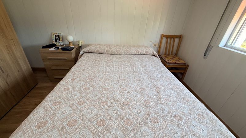Foto ed8ee5b1-f819-4a09-9df6-c63e2d76c879. Casa adossada a Mugardos
