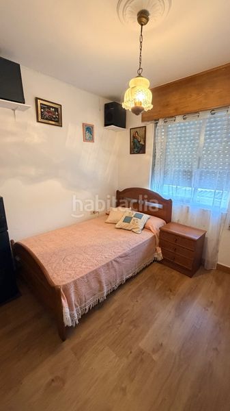 Foto ee9b5b3b-9095-4cea-8591-d20f9b5e8e5b. Casa adossada a Mugardos