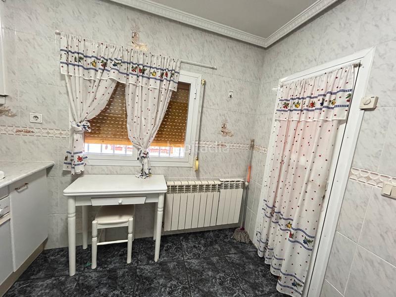 Foto 661ea645-a3de-4c18-bd06-74a370fff26c. Reihenhaus mit heizung in Cadalso de los Vidrios