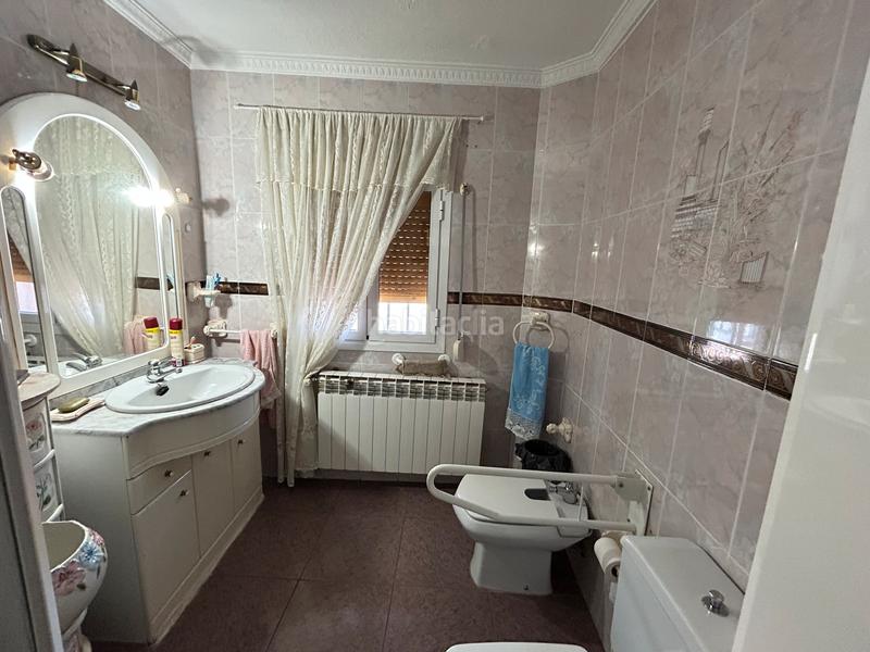 Foto c459960f-a2ec-4a80-a00c-247d1dfc21cf. Reihenhaus mit heizung in Cadalso de los Vidrios