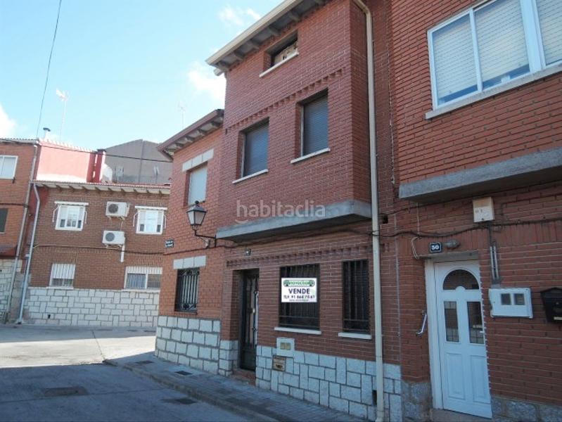 Foto 2f74ea74-d820-47ea-b74b-cddba2d50de0. Reihenhaus in Cenicientos