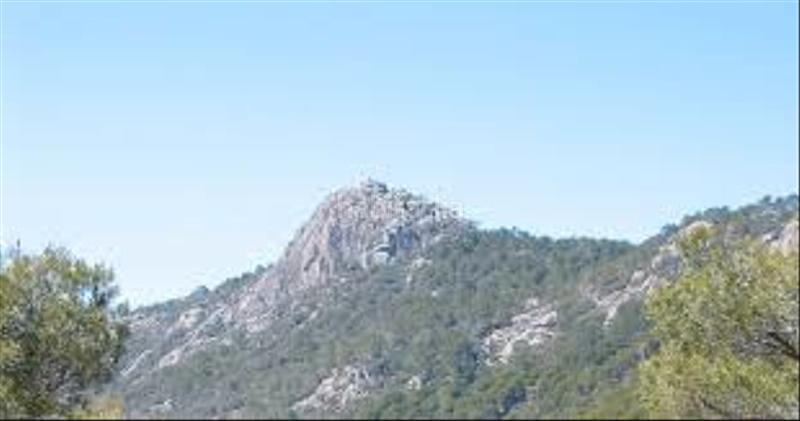 Foto a7ff5dfb-6a7d-47e3-a751-40645f5481c3. Reihenhaus in Cenicientos