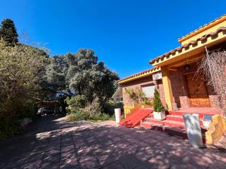 Xalet a Calle san salvador 250. Se vende chalet para entrar a vivir en la urbanización de san ra