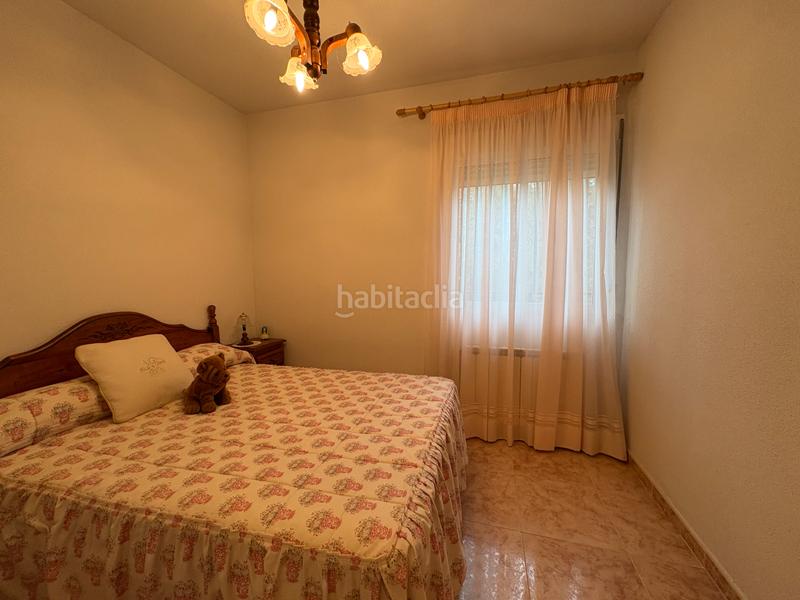 Foto 07db4948-4077-4594-874c-49614ee1e49c. Chalet dans calle almendros 110 dans San Martín de Valdeiglesias