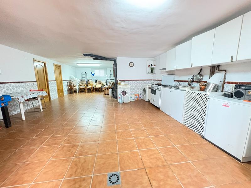 Foto 71c0aa64-eea9-4841-b64e-2abcafddc146. Chalet dans calle almendros 110 dans San Martín de Valdeiglesias