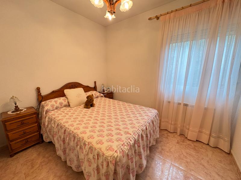 Foto bb14aa58-b16b-4523-83d7-92ead134b882. Chalet dans calle almendros 110 dans San Martín de Valdeiglesias