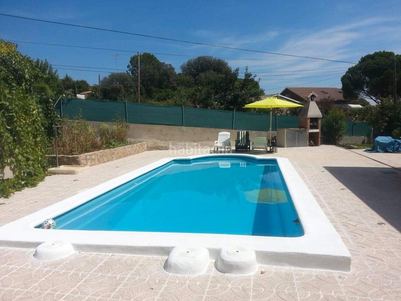 Foto e78ec7f1-1f4e-419c-b93c-f4102cf708ae. Chalet dans calle almendros 110 dans San Martín de Valdeiglesias