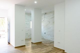 Flat  Avenida al-andalus. Luz, diseño y confort en una vivienda lista para estrenar