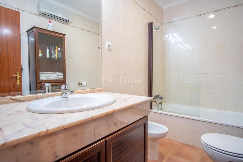 Foto 4b3a6b59-a512-4358-a00b-fd1820b1bba3. Casa adossada amb calefacció aparcament a Camposoto - Gallineras San Fernando