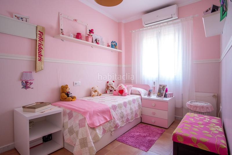 Foto d7ae851f-609c-41a2-8f6a-dd7ba7e15bdc. Casa adossada amb calefacció aparcament a Camposoto - Gallineras San Fernando