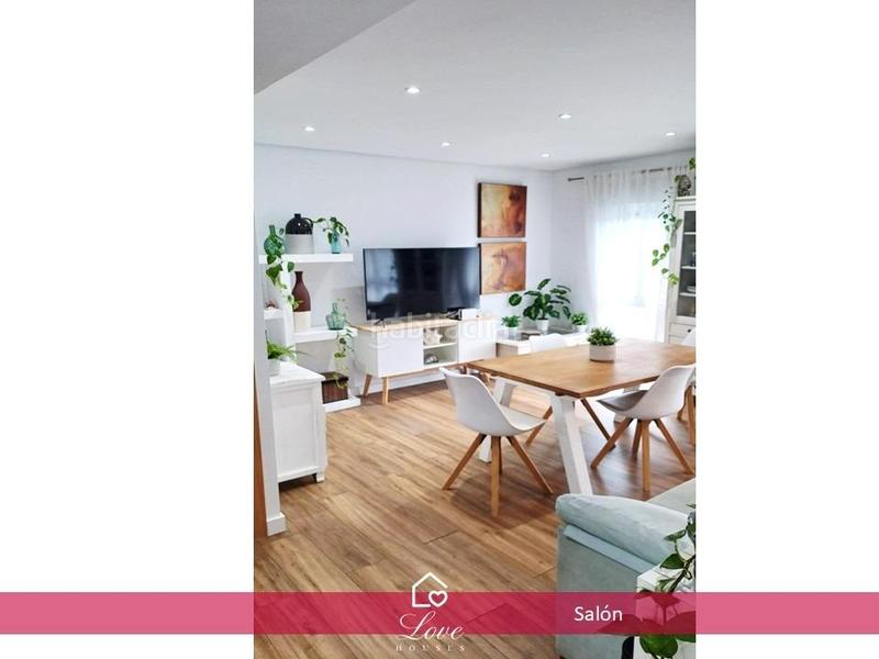 Foto b40c067f-dc23-40c7-820c-83cf86fed2b3. Pis amb aparcament a La Banda - Campo de Fútbol Chiclana de la Frontera