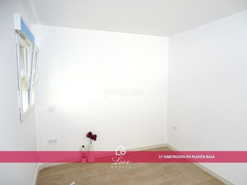 Foto 5efb061a-54c8-4c2b-9b7f-f500bea2dbdd. Casa adossada a Barriada Río San Pedro Puerto Real