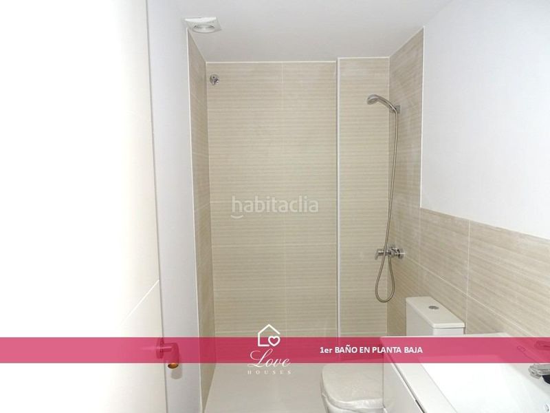 Foto fac6f630-be65-4229-9f20-c9e1ebbacd27. Casa adossada a Barriada Río San Pedro Puerto Real