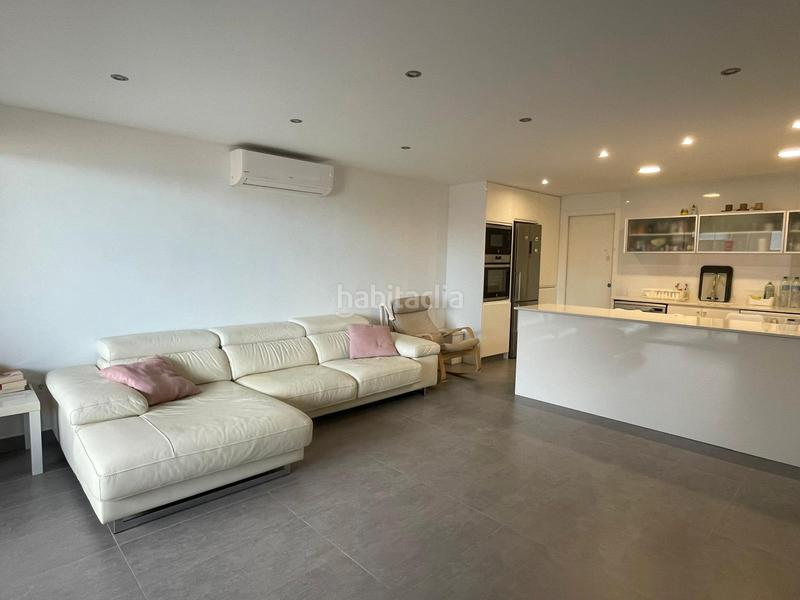 Foto 493957d9-28d5-46b2-b639-ca61292e1fd3. Lloguer apartament amb calefacció piscina a El Faro Cullera