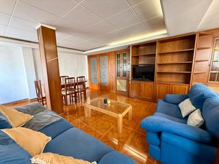 Flat  Carrer del batxiller