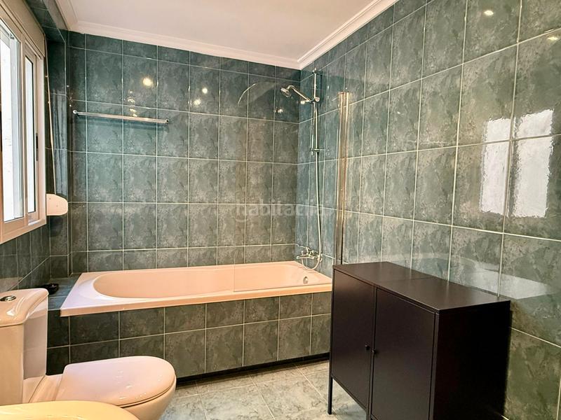 Foto 8803130b-544c-4ec5-8ebd-083fd6761d36. Rent flat with heating in En Corts - Doctor Waksman Valencia