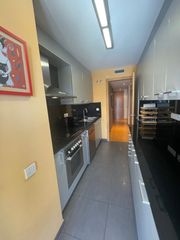 Appartamento in La Catalana. Piso en av edurdo maristany , forum muy luminoso