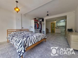 Pis a Condado del Jaruco - Puigventós. Estudio con jardín y terraza en condado de jaruco