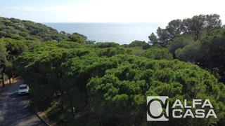 Finca rústica a Montgoda. Parcela urbanizable con vistas al mar en la exclusiva urbanizaci